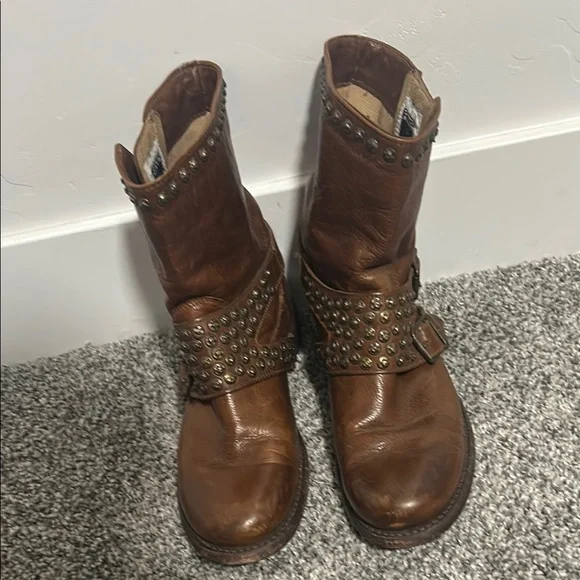 Frye Brown Leather Boots with Tan Accents Frye Women main image 3